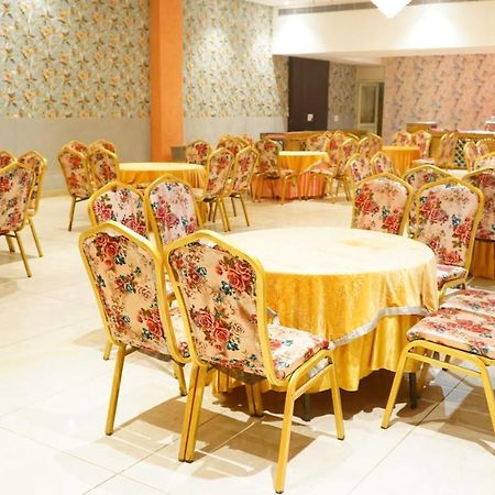 Aa Hotels & Resorts Zirakpur Luaran gambar