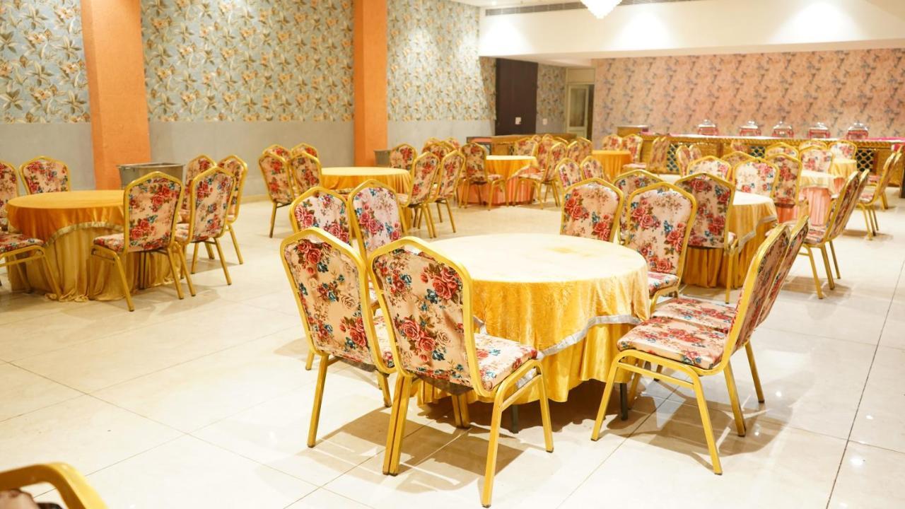Aa Hotels & Resorts Zirakpur Luaran gambar