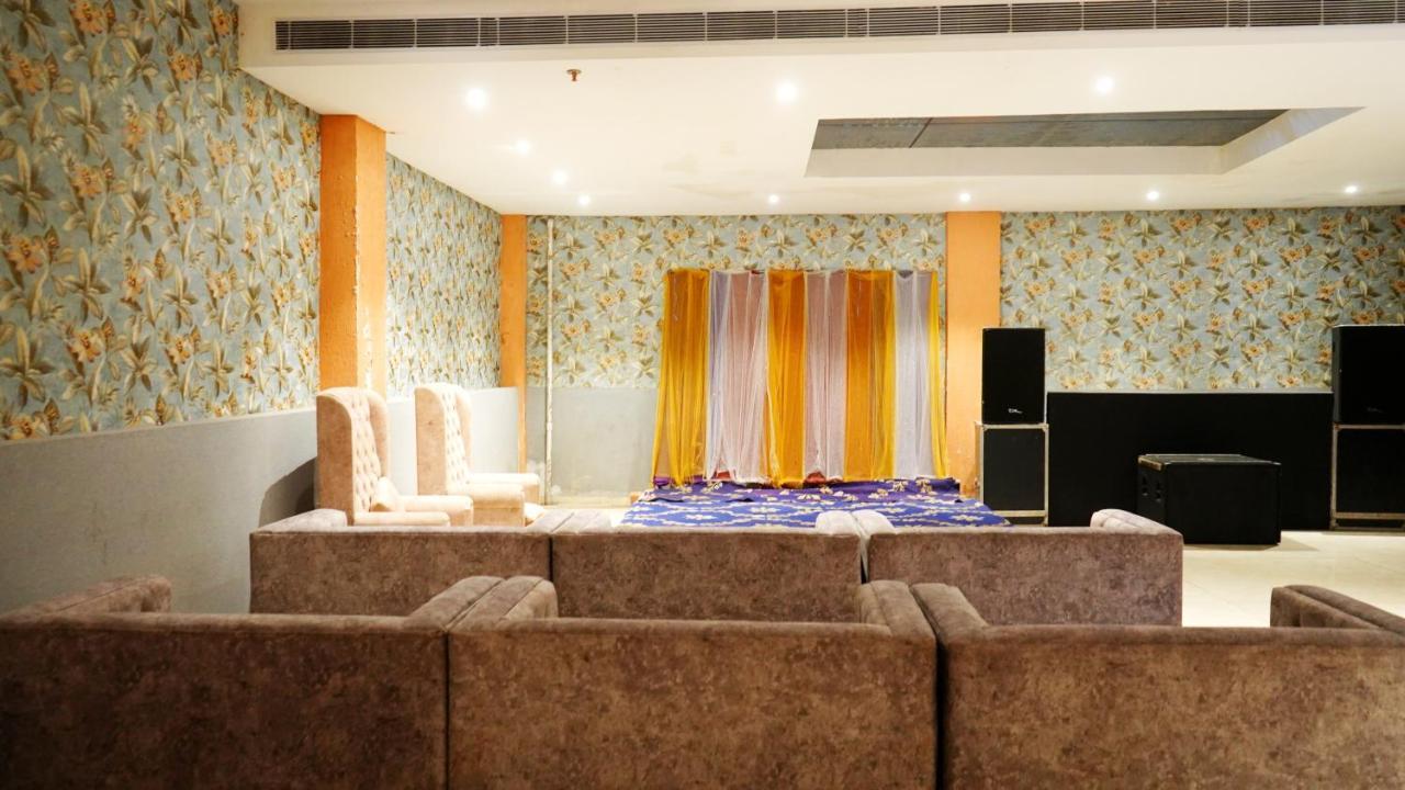 Aa Hotels & Resorts Zirakpur Luaran gambar